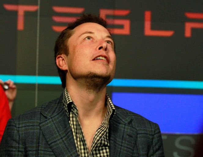022eee7_fw1-usa-stocks-tesla-facebook-0107-11.jpg