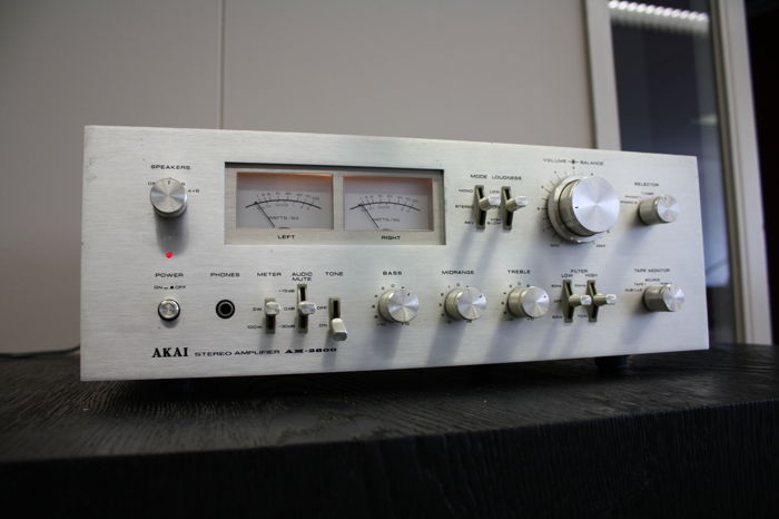 Akai.jpg