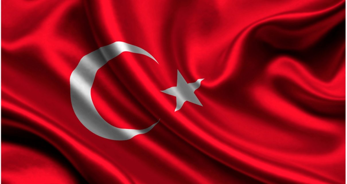 BAYRAK-1210x642.jpg