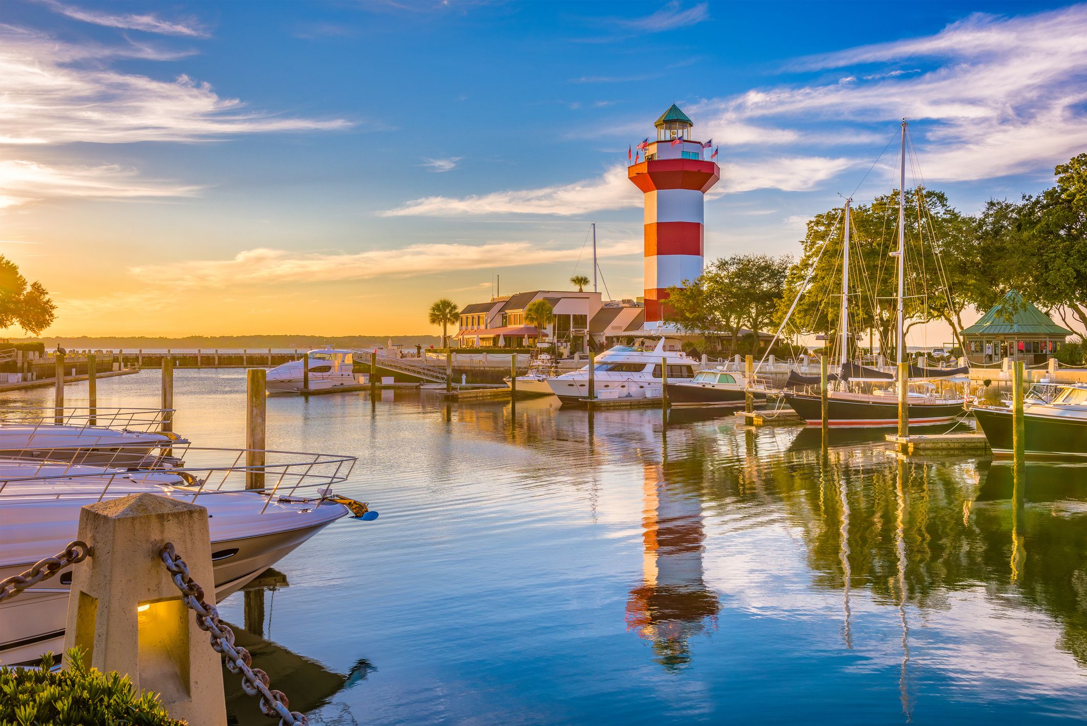 best-beach-towns-hilton-head-island-1559609855.jpg