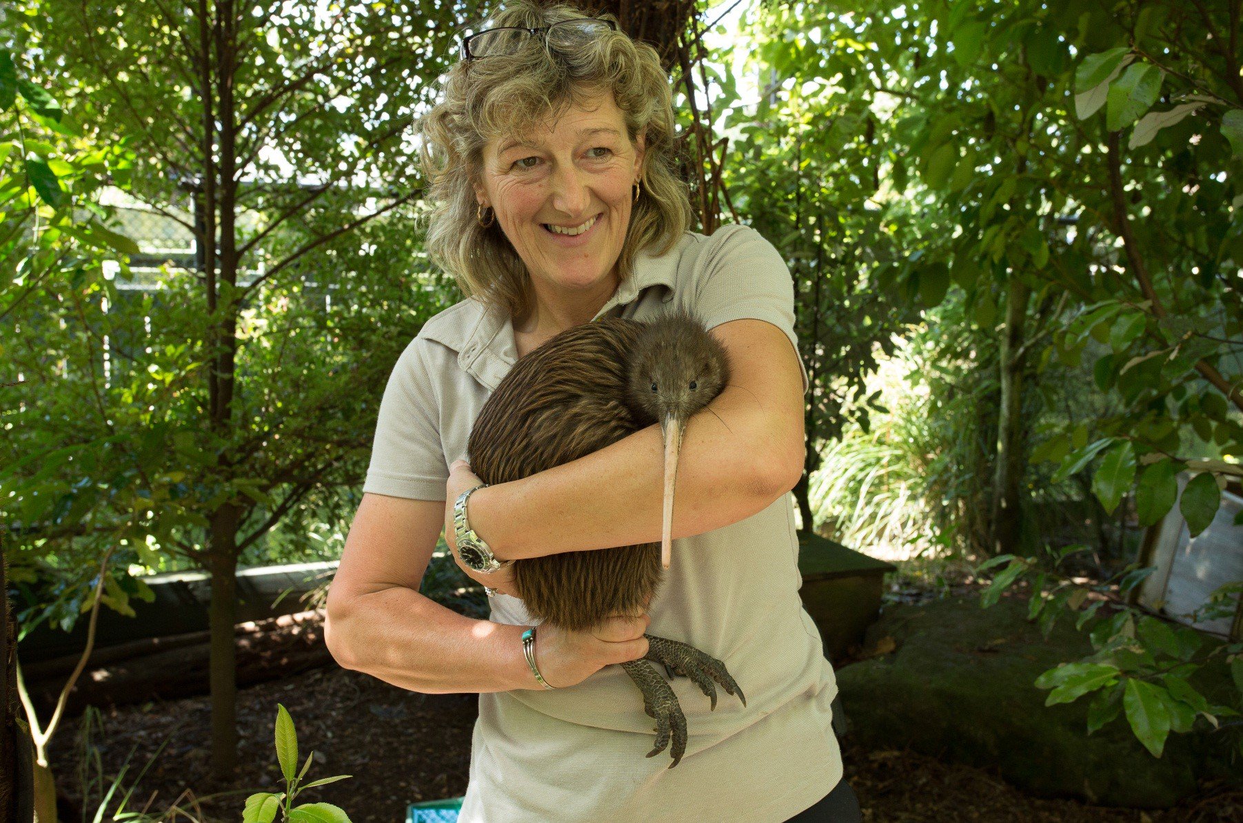 Claire-Travers-holding-kiwi.jpg