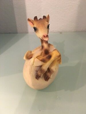 Corlett-Collectables-1993-Baby-Giraffe-Hatching-From-Egg.jpg
