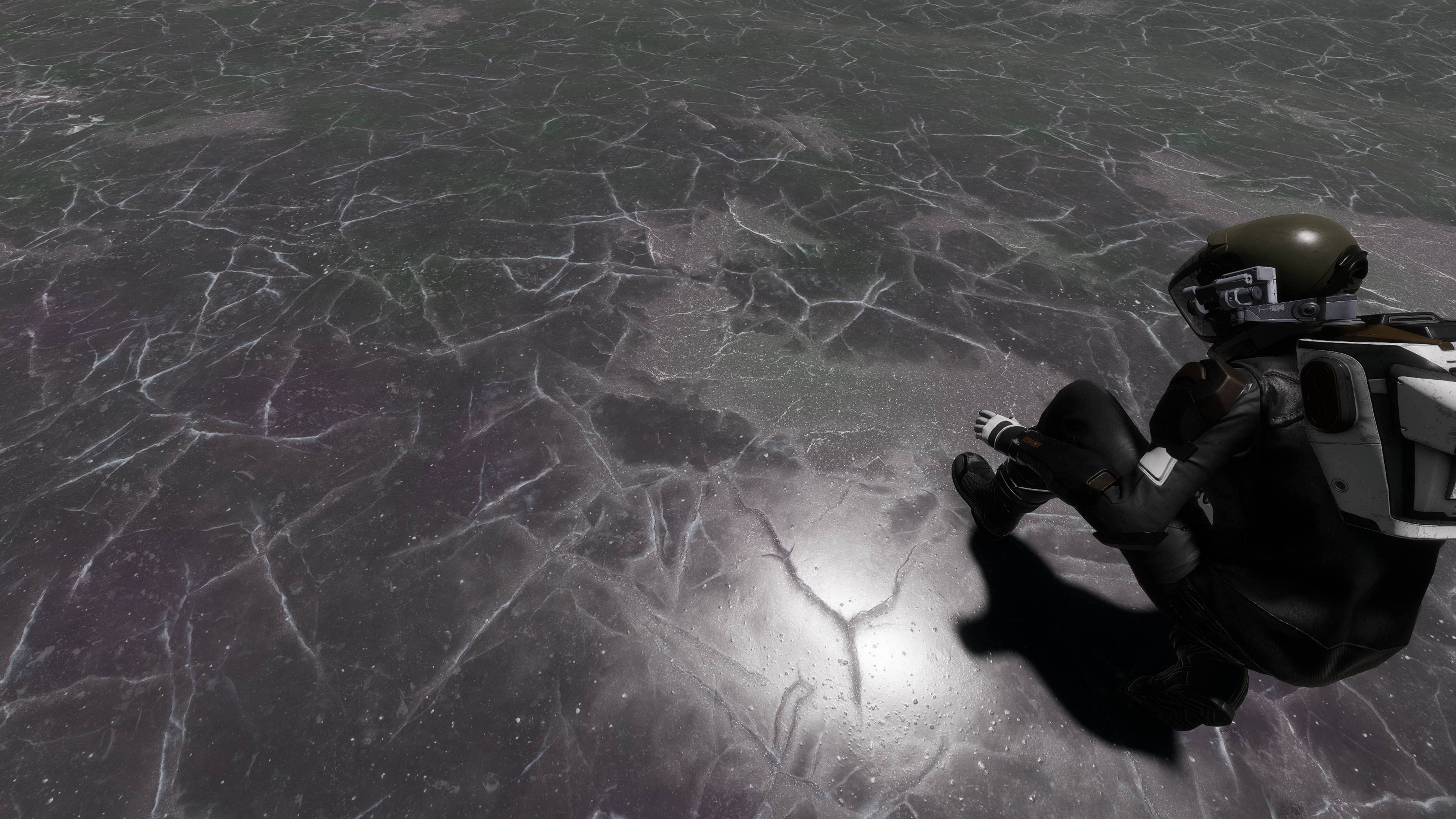 ED_Odyssey_purple_green_ice_2.jpg