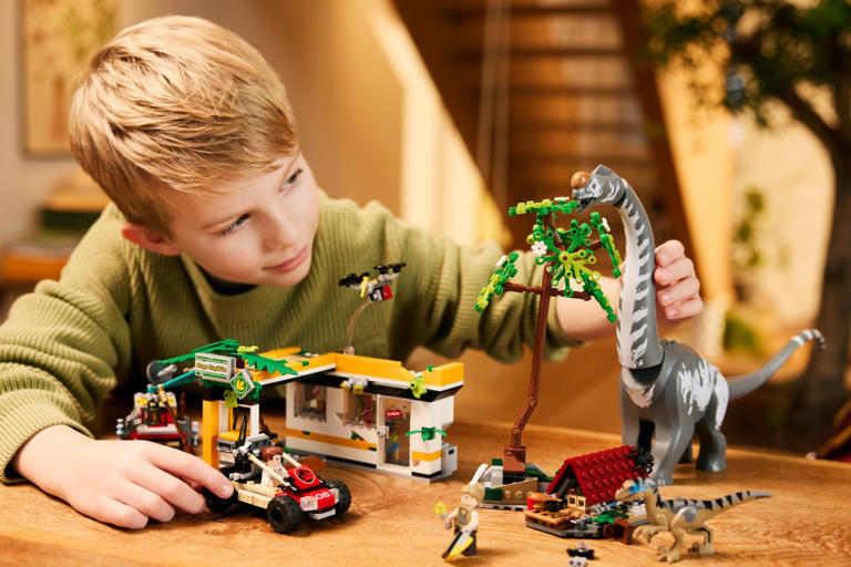 legojurasic.jpg