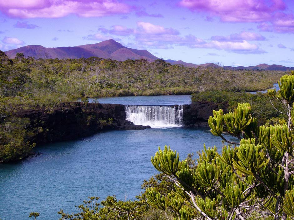 new-caledonia-landscape-10531.jpg