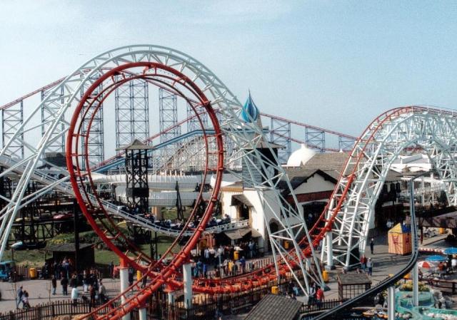 Revolution_(Blackpool_Pleasure_Beach)_1995_01.jpg