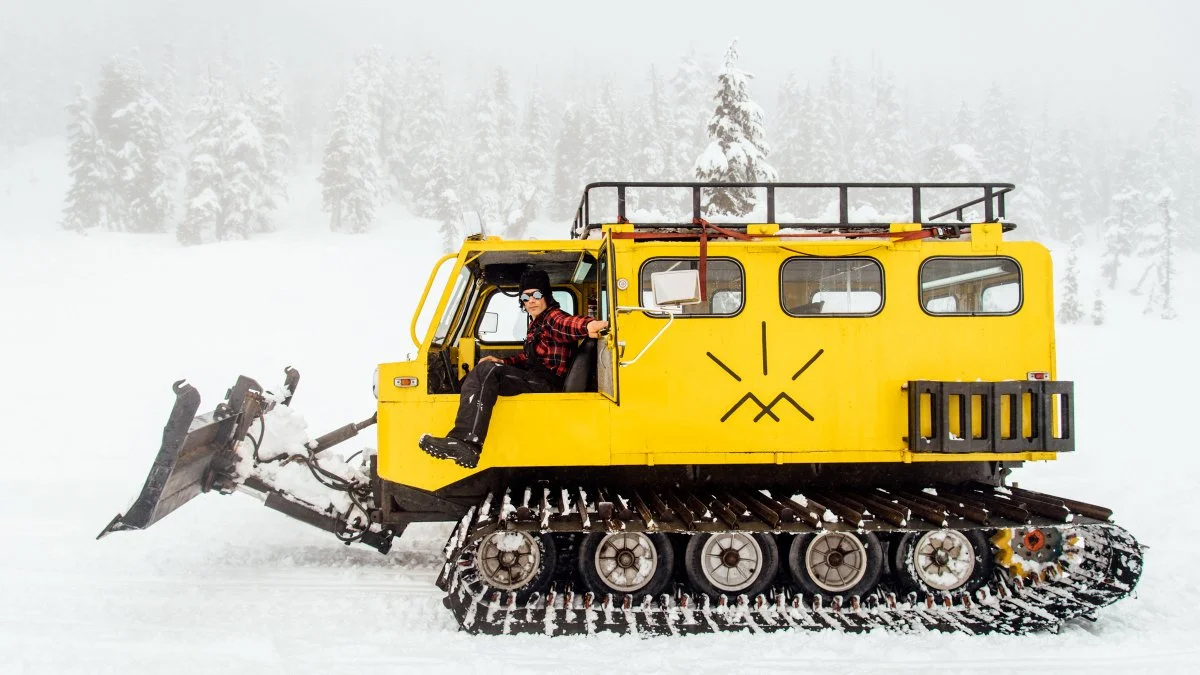 Snowcat.jpg